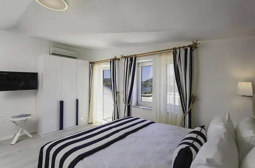 Uslu Hotel Royal Yachting  Topanca Adasi